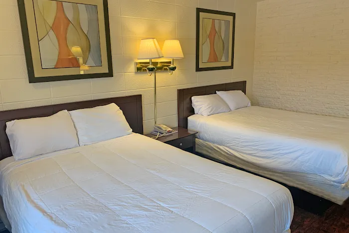 Red Carpet Inn Blacksburg, VA 5