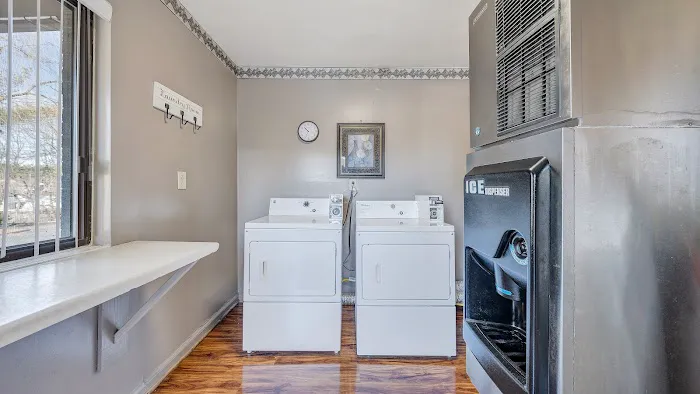 Affordable Corporate Suites 4
