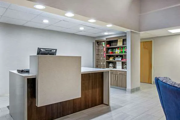 La Quinta Inn by Wyndham Radford 3