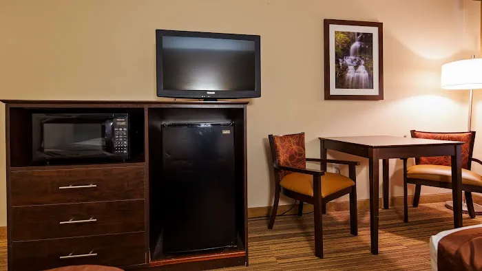 Best Western Radford Inn 3