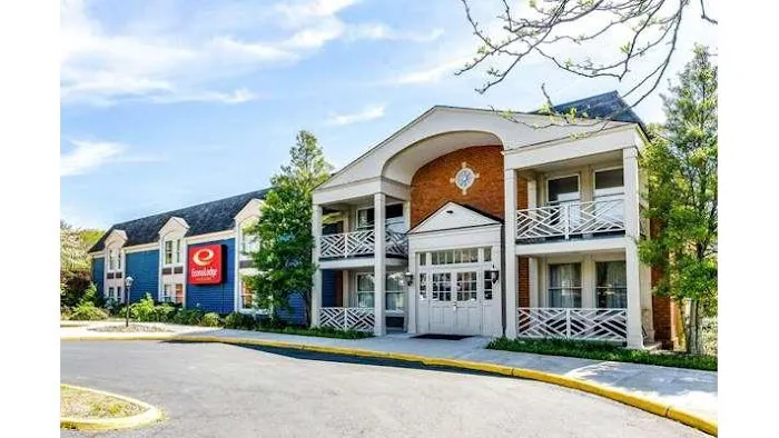 Econo Lodge Inn & Suites Radford-Blacksburg Area 3