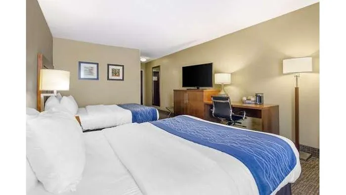 Comfort Inn & Suites Christiansburg I-81 4