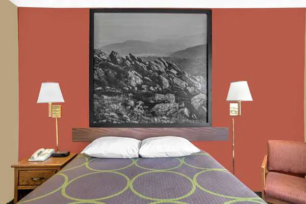 Super 8 by Wyndham Christiansburg/Blacksburg Area 4