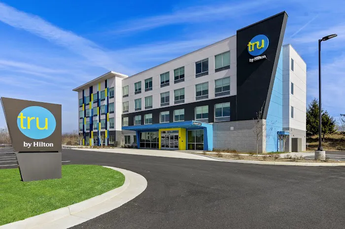 Tru by Hilton Christiansburg 4