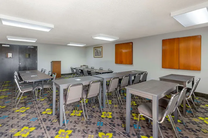Quality Inn Hillsville 4