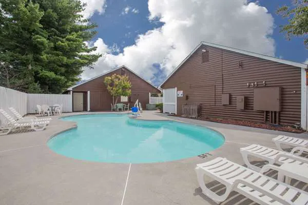 Super 8 by Wyndham Christiansburg 4