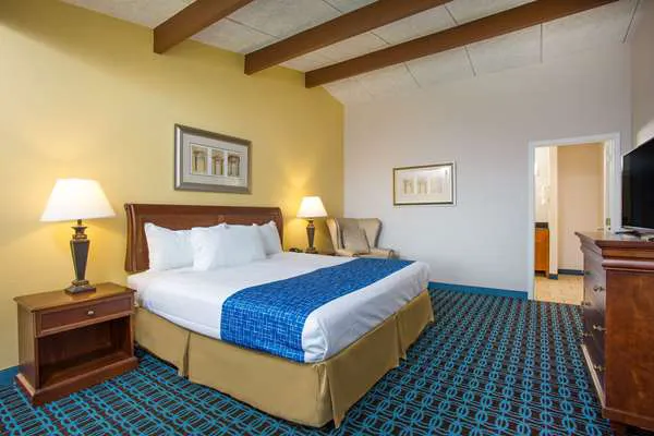 Travelodge by Wyndham Wytheville 4