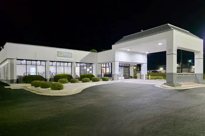 Quality Inn & Suites 4