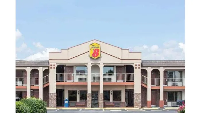 Super 8 by Wyndham Wytheville 4