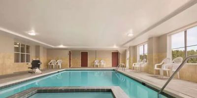 Country Inn & Suites by Radisson, Wytheville, VA