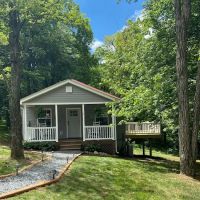 The Little House on The Mountain ico