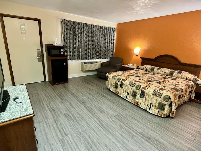 Knights Inn Galax 3