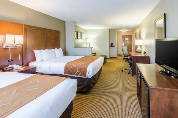 Comfort Suites 4