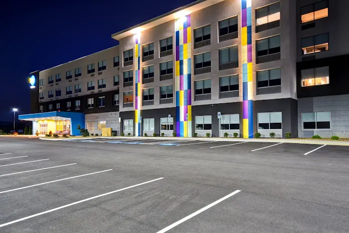 Tru by Hilton Wytheville 4