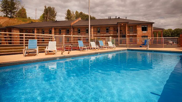Bryson Inn 4