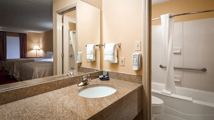 Bryson Inn 4