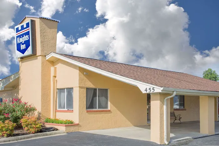 Knights Inn Mount Airy 4