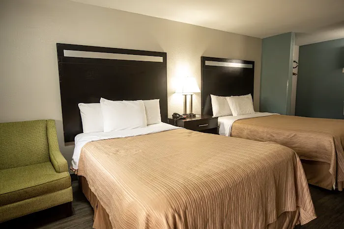 Knights Inn Mount Airy 4