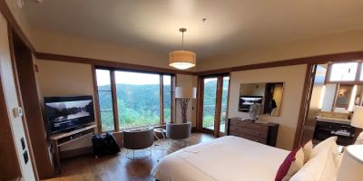 Bluebird Bldg, Primland