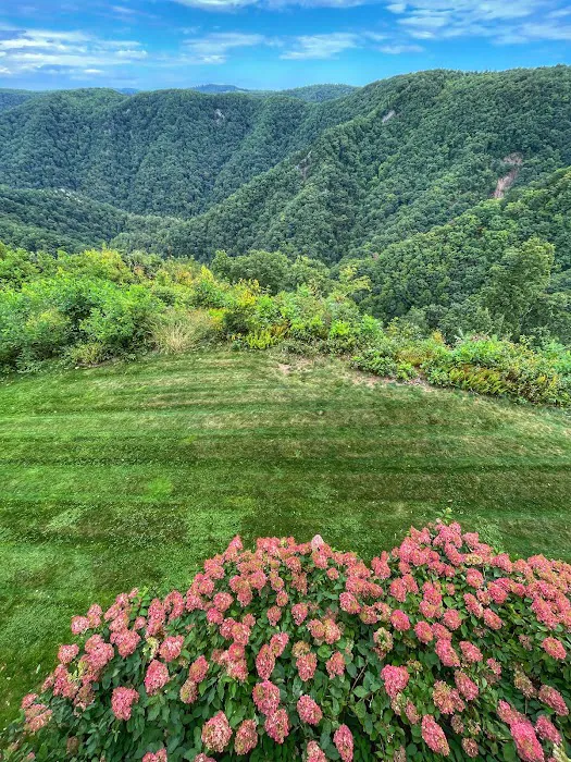 Bluebird Bldg, Primland 3