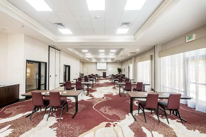 Hampton Inn & Suites Dobson 4