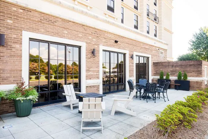 Hampton Inn & Suites Dobson 4