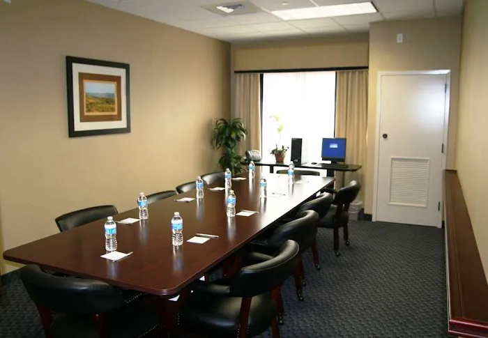 Hampton Inn Mount Airy 4