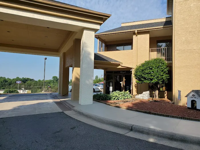 Quality Inn Jonesville I-77 4