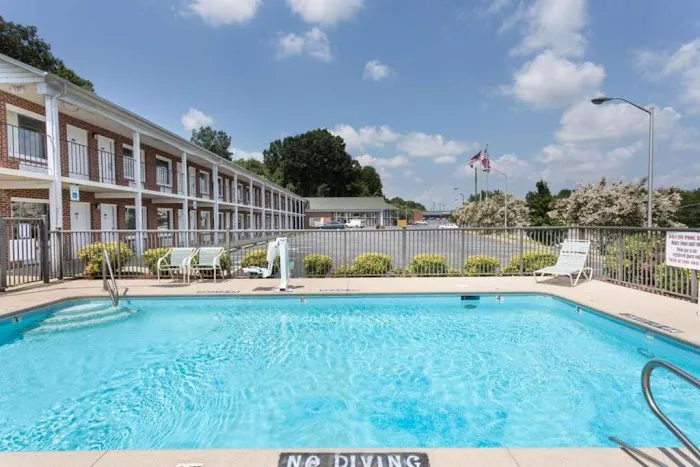 Hamilton Inn Jonesville/Elkin I-77 4