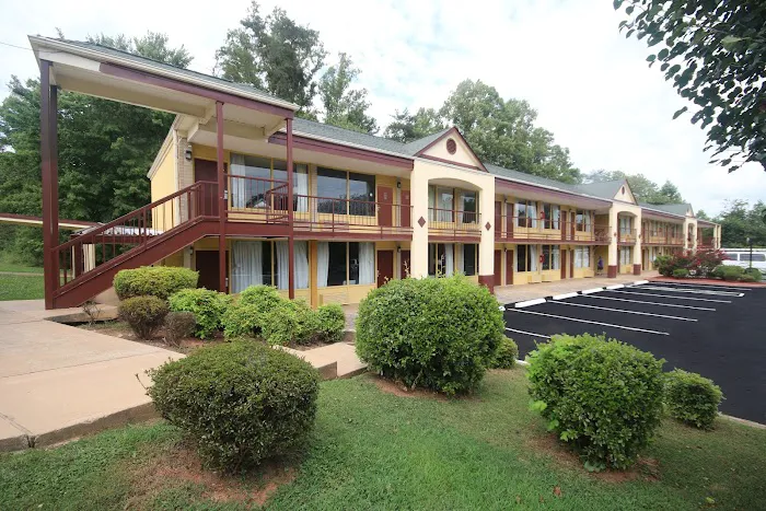 Sleep Well Inn & Suites 4
