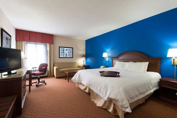 Hampton Inn Wilkesboro 4