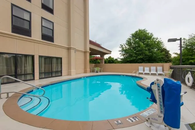 Hampton Inn Wilkesboro 4