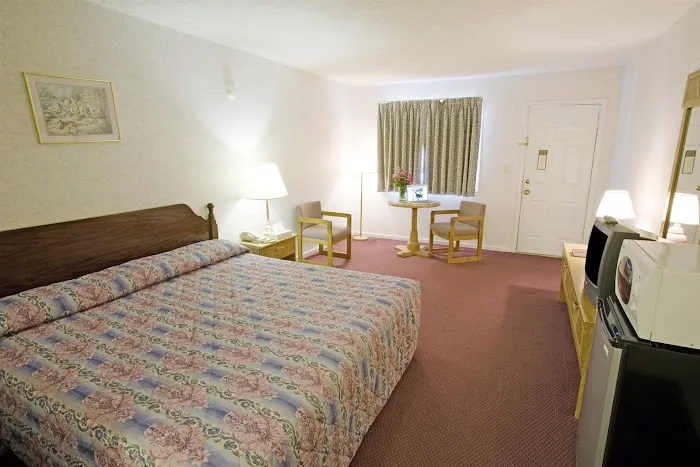 Americas Best Value Inn Jonesville 4