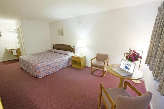 Americas Best Value Inn Jonesville 4