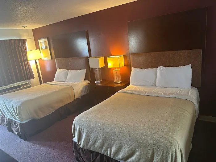 Relax Inn 4