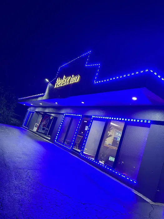 Relax Inn 4