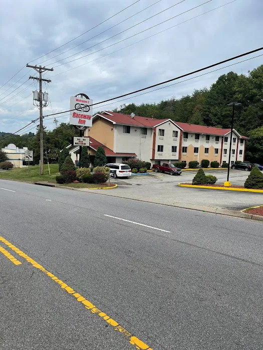 Raceway Inn, Martinsville, VA 4