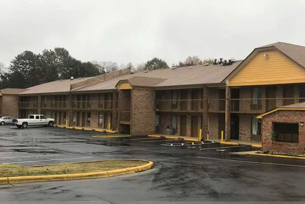 Days Inn by Wyndham King/Winston Salem Area 4