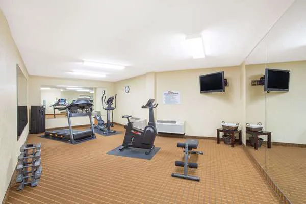 Baymont by Wyndham Winston Salem 4