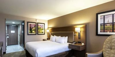 DoubleTree by Hilton Hotel Winston Salem - University