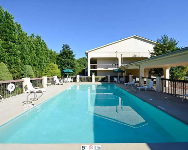 Quality Inn University 4
