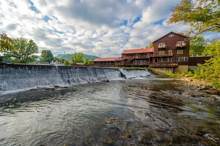 Damascus Old Mill Inn 4