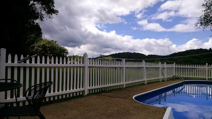 Mountain Laurel Inn 4
