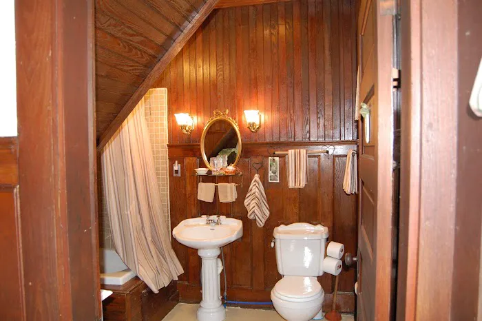 Mountain Laurel Inn 4