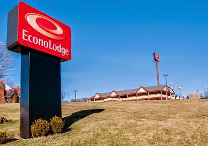 Econo Lodge Glade Springs I-81 4