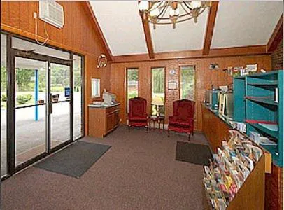 Mountain Empire Motel 4