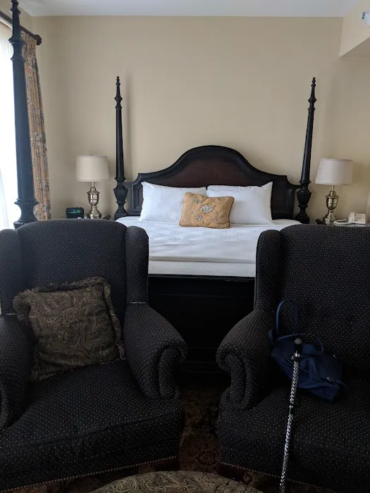 General Francis Marion Hotel 4