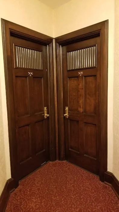 General Francis Marion Hotel 4