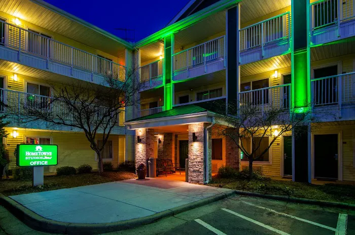 HomeTowne Studios Winston-Salem - University Pkwy 4
