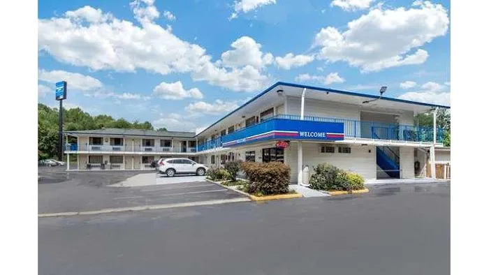 Rodeway Inn Winston Salem Route 52 4